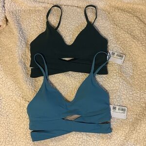 Lululemon *BUNDLE* V-Neck Crossover Underband Bras in Matlin and Deep Teal